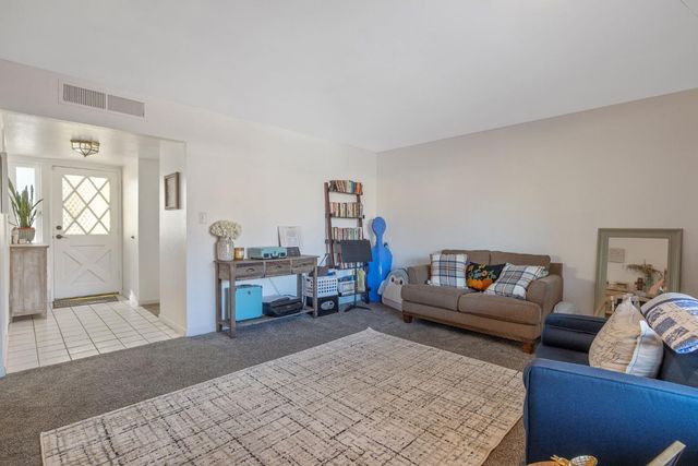 1310 E Sample Avenue, Fresno, CA 93710