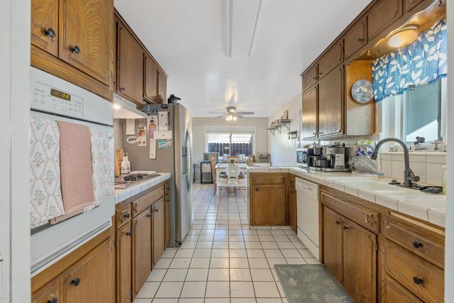 1310 E Sample Avenue, Fresno, CA 93710