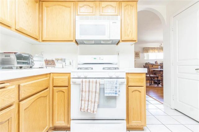 19581 Saint Andrews Way, Apple Valley, CA 92308