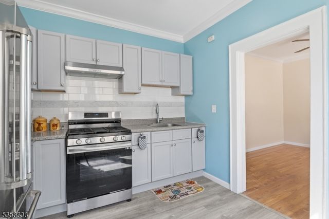 390 N 6Th St, Newark City, NJ 07107