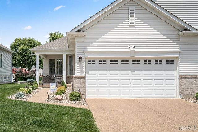 2203 Hawks Landing Drive C, Lake St Louis, MO 63367