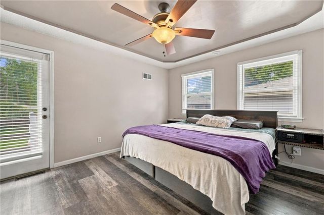 11517 McAnany Drive, Shawnee, KS 66203