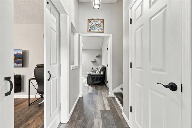 11517 McAnany Drive, Shawnee, KS 66203