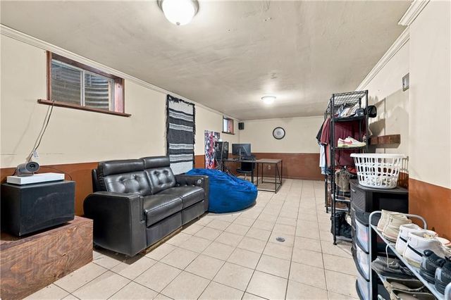 11517 McAnany Drive, Shawnee, KS 66203