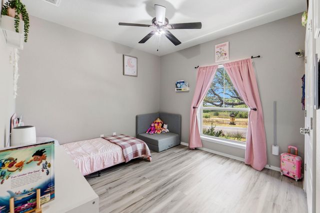 20808 Highland Lake DR, Lago Vista, TX 78645