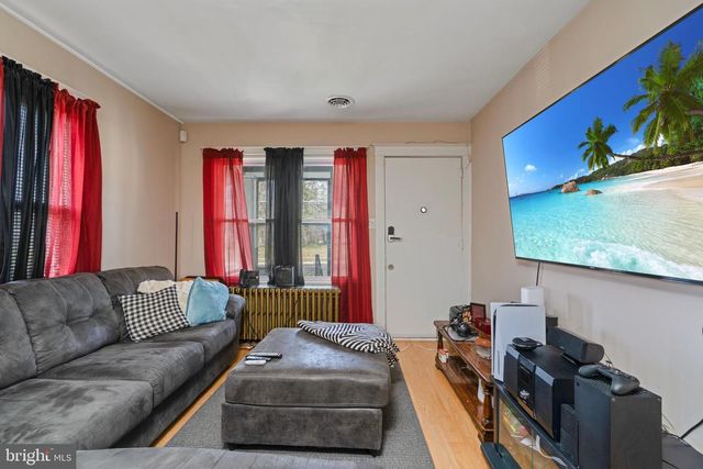 421 S WEST AVE, Vineland, NJ 08360