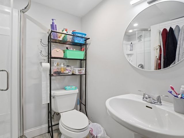 43 Twelfth, Lowell, MA 01850
