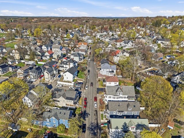 43 Twelfth, Lowell, MA 01850