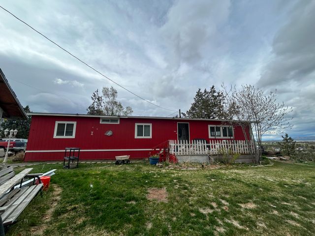 8989 Forster Drive, Terrebonne, OR 97760