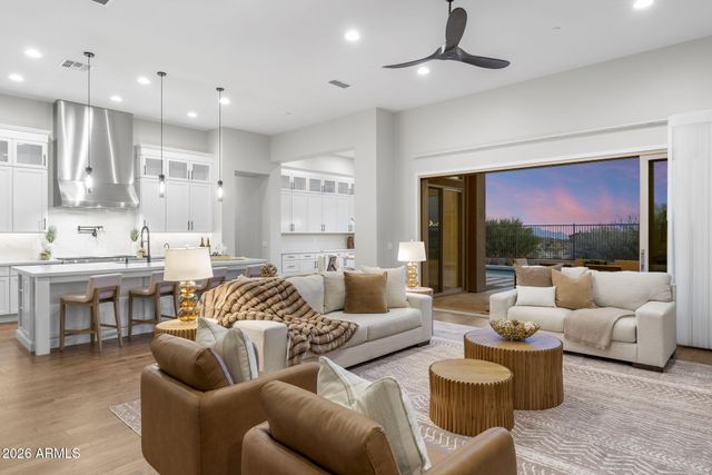 13315 E PARKVIEW Lane, Scottsdale, AZ 85255