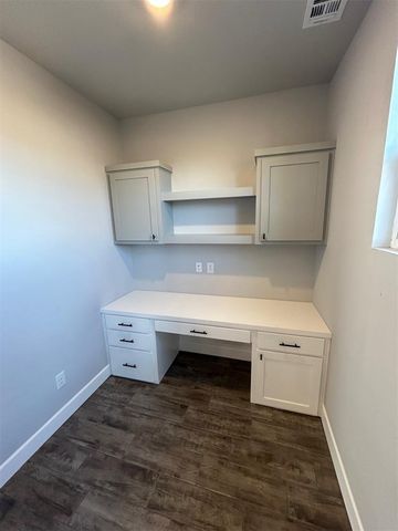 19601 Denison Avenue, Edmond, OK 73012