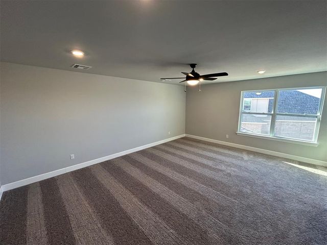 19601 Denison Avenue, Edmond, OK 73012