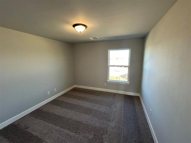 19601 Denison Avenue, Edmond, OK 73012