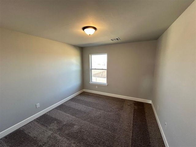 19601 Denison Avenue, Edmond, OK 73012
