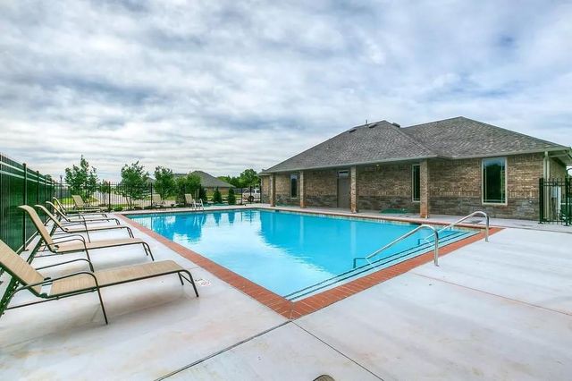 19601 Denison Avenue, Edmond, OK 73012
