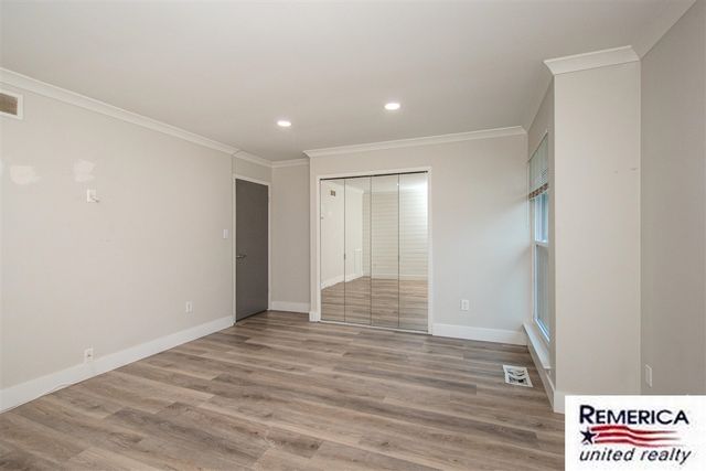 23532 Lahser Road, Southfield, MI 48033