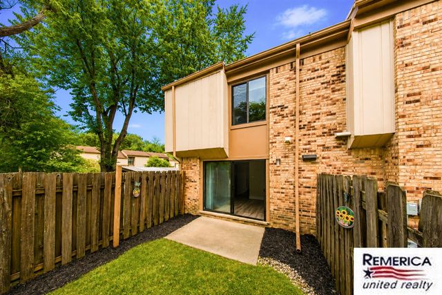 23532 Lahser Road, Southfield, MI 48033