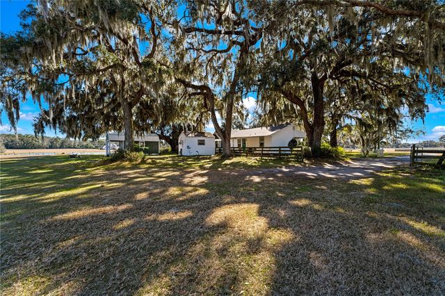 9504 FORT KING ROAD, Dade City, FL 33525