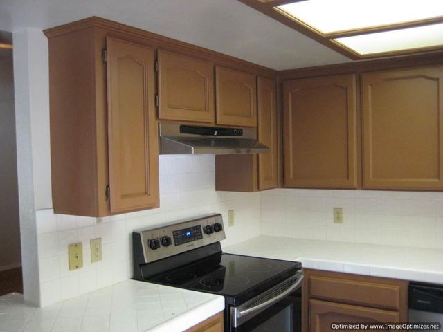 1826 E Shea Drive, Fresno, CA 93720