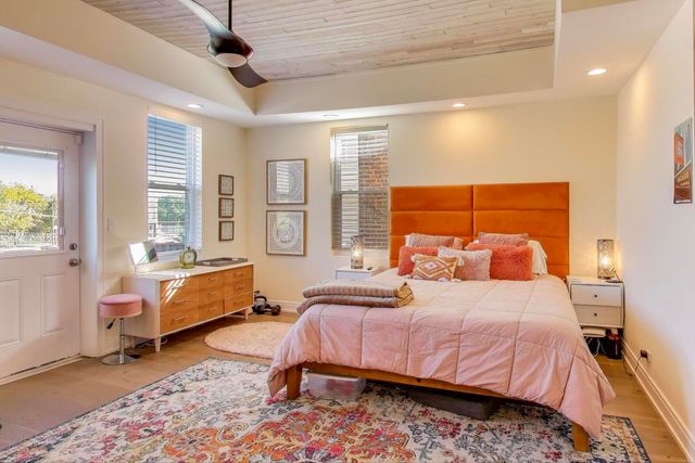 6511 S Evans Avenue, Chicago, IL 60637