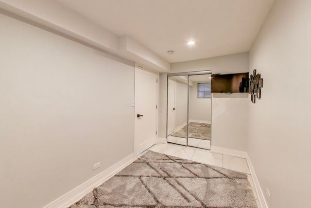 6511 S Evans Avenue, Chicago, IL 60637