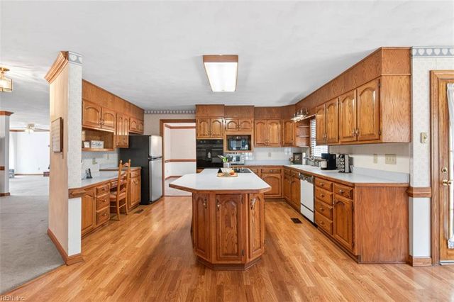 1760 N Muddy Creek RD, Virginia Beach, VA 23456