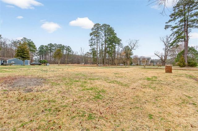 1760 N Muddy Creek RD, Virginia Beach, VA 23456