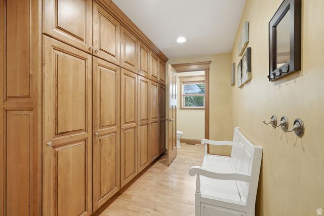 13 WINDSONG, Sandy, UT 84092