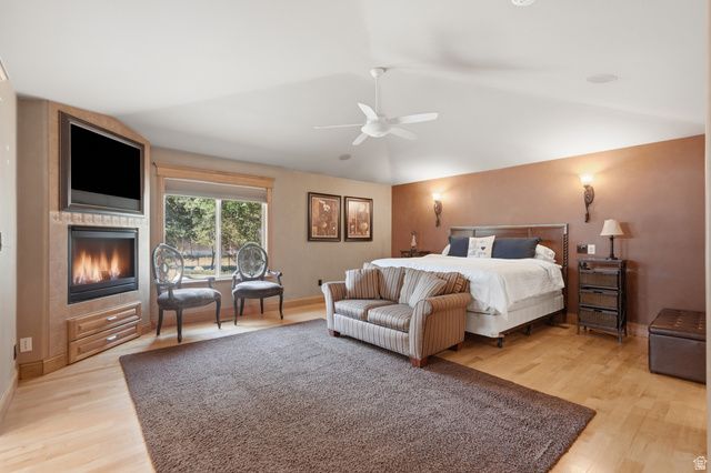 13 WINDSONG, Sandy, UT 84092