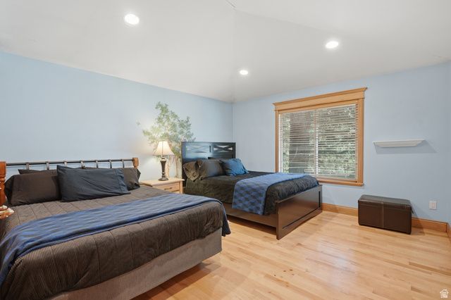 13 WINDSONG, Sandy, UT 84092