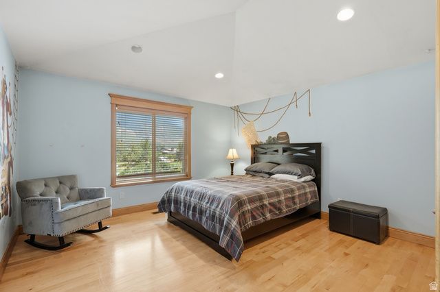 13 WINDSONG, Sandy, UT 84092