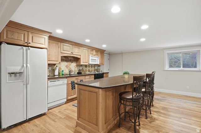13 WINDSONG, Sandy, UT 84092