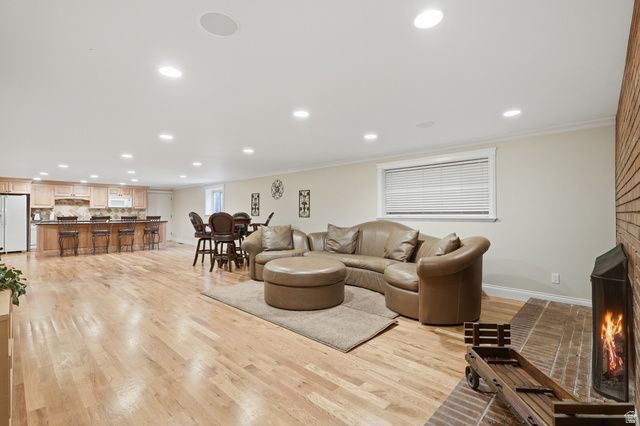 13 WINDSONG, Sandy, UT 84092