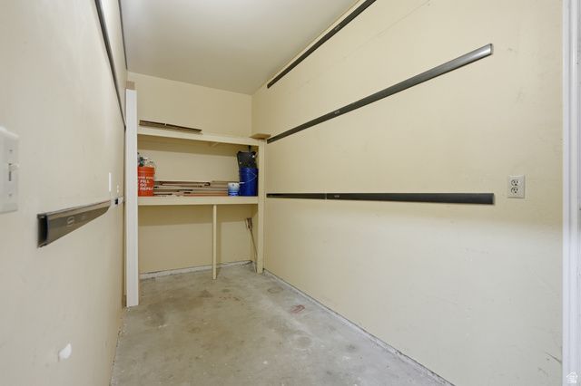 13 WINDSONG, Sandy, UT 84092