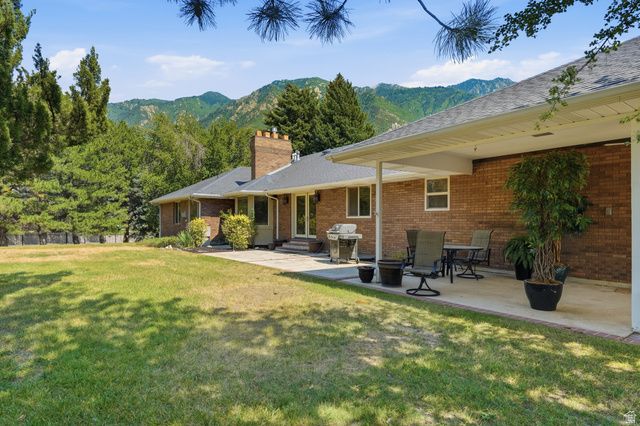 13 WINDSONG, Sandy, UT 84092