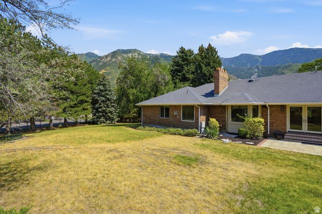 13 WINDSONG, Sandy, UT 84092