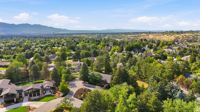 13 WINDSONG, Sandy, UT 84092