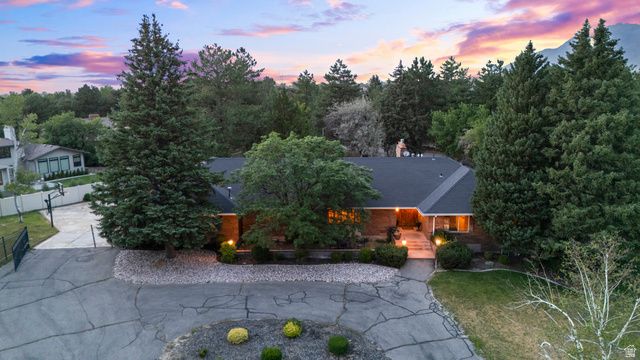 13 WINDSONG, Sandy, UT 84092