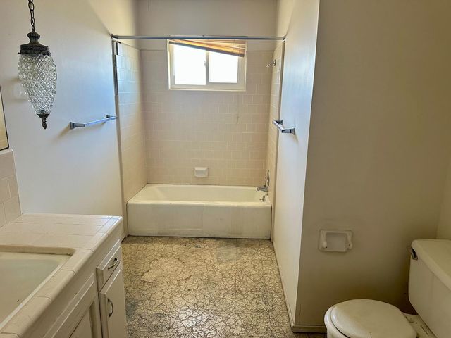 2153 Knowles Street, Selma, CA 93662