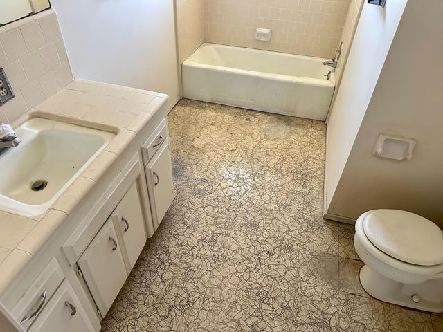 2153 Knowles Street, Selma, CA 93662
