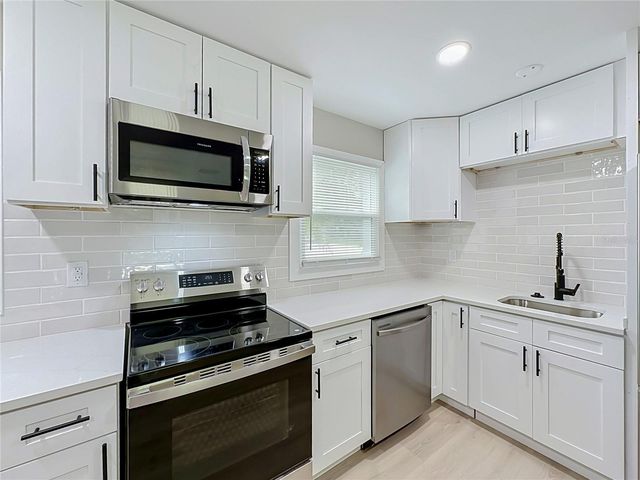 1320 NW 55TH STREET, Gainesville, FL 32605