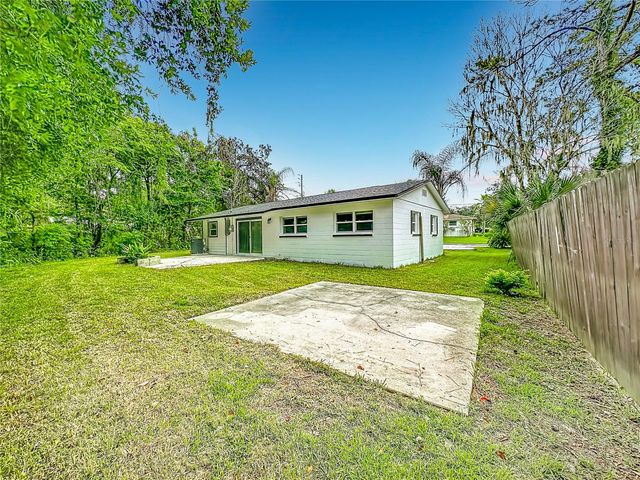1320 NW 55TH STREET, Gainesville, FL 32605