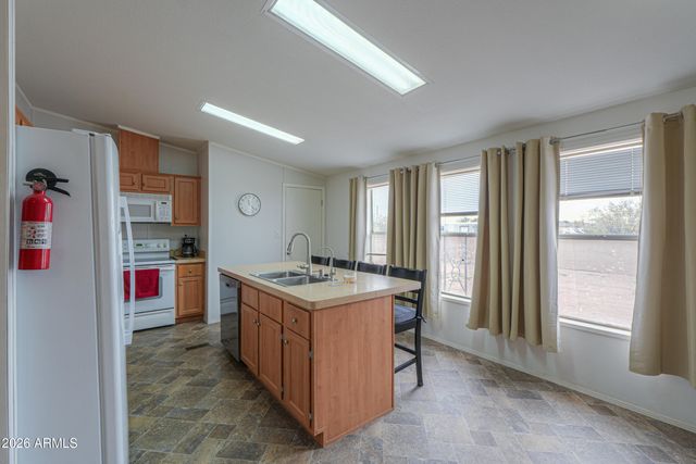 17775 W BANNING Street, Casa Grande, AZ 85193