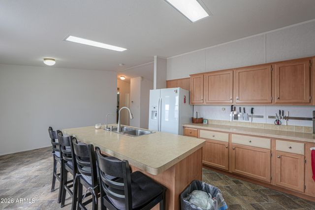 17775 W BANNING Street, Casa Grande, AZ 85193