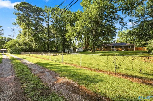 1704 Dianne Street SW, Decatur, AL 35601