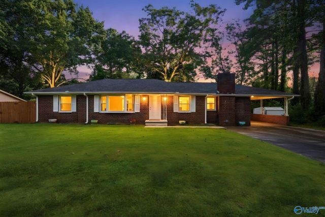 1704 Dianne Street SW, Decatur, AL 35601