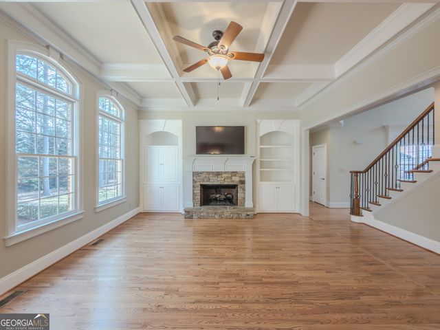 792 Grassmeade Way, Snellville, GA 30078