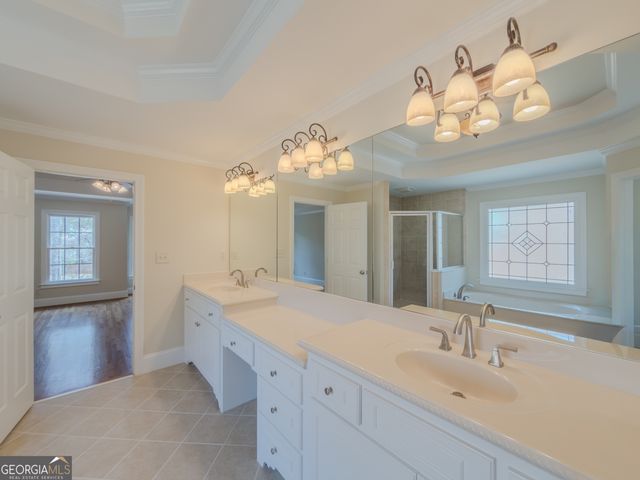 792 Grassmeade Way, Snellville, GA 30078