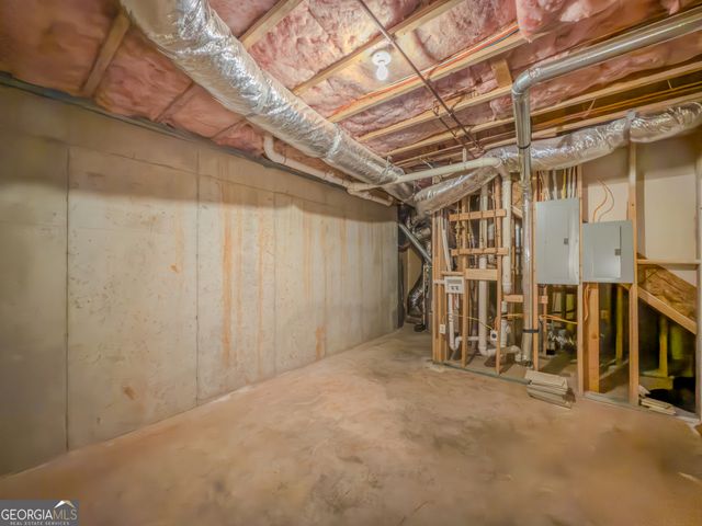 792 Grassmeade Way, Snellville, GA 30078