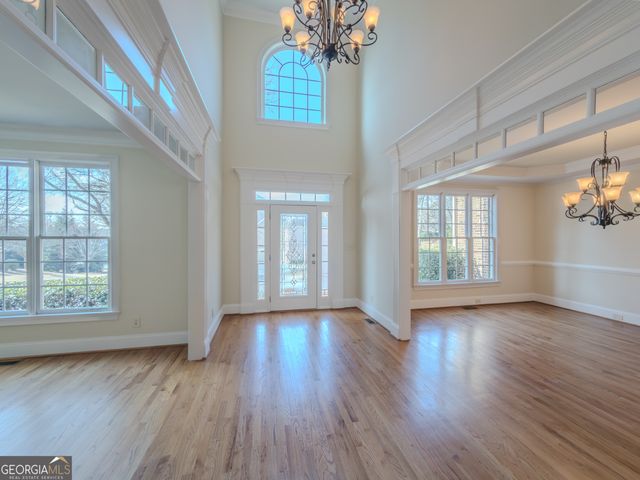 792 Grassmeade Way, Snellville, GA 30078